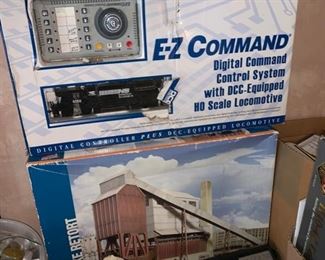 HO E-Z Command