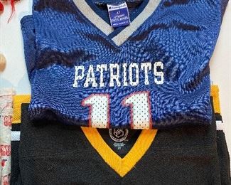 Kids Patriots (4T) and Bruins (2T) Jerseys