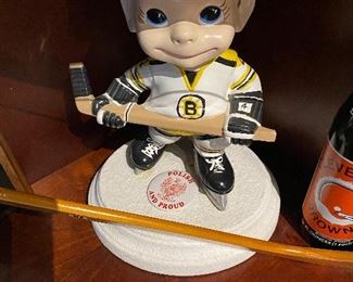 Boston Bruins Figurine