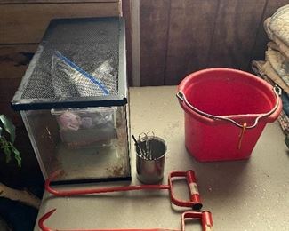 Hay Hooks/ Feed Bucket