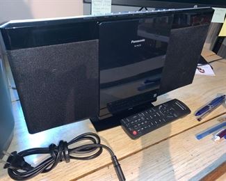 Panasonic Compact Stereo SC-HC25