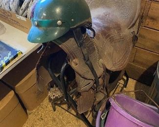 Saddle/Helmet