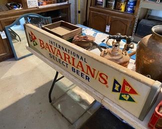 Light Up International Bavarians Select Beer Sign 