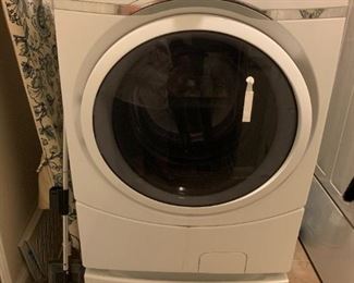 nice washer and dryer