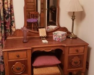vintage dresser with mirror and stool