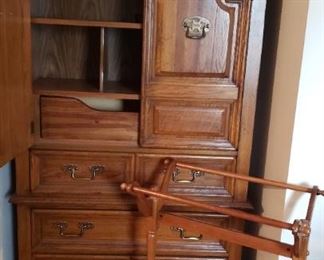bedroom chest, luggage rack