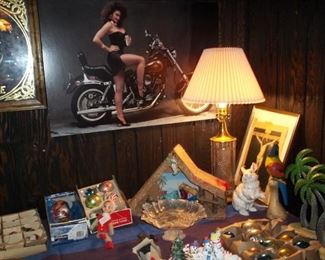 vintage Christmas & Coor Light beauty