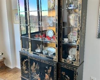 $995 - Drexel chinoiserie breakfront lighted black lacquer china cabinet. 80”H x 55”W x 14”D