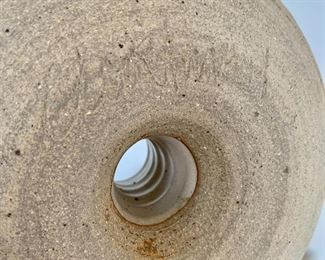 Detail; bottom view.