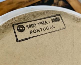 Detail; bottom view.