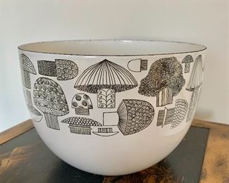$20 - Vintage enamel mushroom motif mixing bowl. 5.5"H x 8.5"D