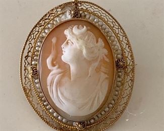 $90 - Oval 10K filigree seed pearl cameo pendant/pin.  Marked 10K; 