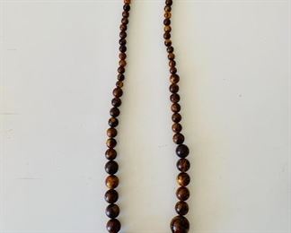 $20 - Vintage graduated plastic bead necklace; 30”