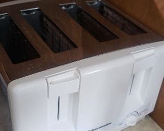 4 Slice Toastmaster Toaster