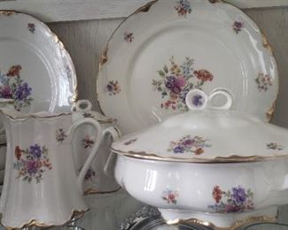 Warwick China Placesetting for 8 w/ accessory pieces