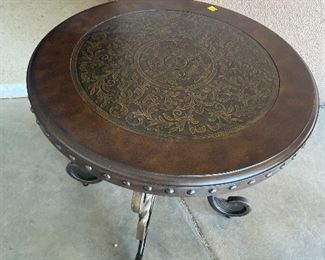 Ashley furniture end table with matching coffee table