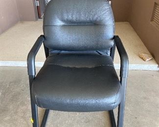 Han office furniture chair x2