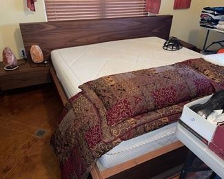 MCM Platform Bed w/Bamboo Mattress
