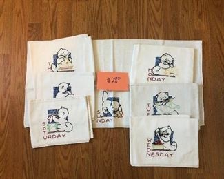 Adorable 7 day towel set. Clean ! 