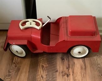 Vintage Structo Jeep Fire Department Pumper Truck Ride On Toy
