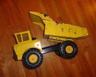 Large Heavy Metal Tonka Dump Truck