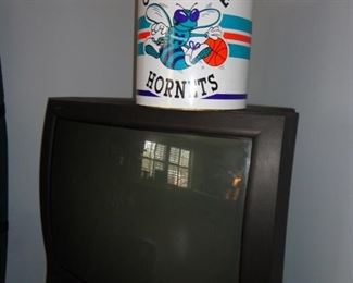 Original Hornets Can/This was the TV that you would have used back then to watch the games!!