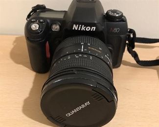 NIKON N80 WIHT QUANTARAY  LENS               
