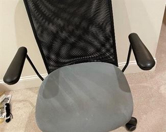 OFFICE CHAIR                                                                