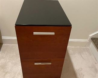 WOODEN FILE CABINET   2 DRAWERS              VERY GOOD CONDITION                                                      
