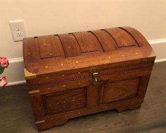 SOLID WOOD TRUNK                                                               EXCELLENT CONDITION                                                                    16.25" X 14.25" X 24.75"                                                             