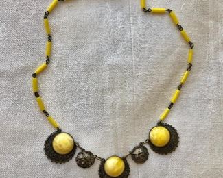 $30 Yellow beads art deco style necklace.  15.5"L