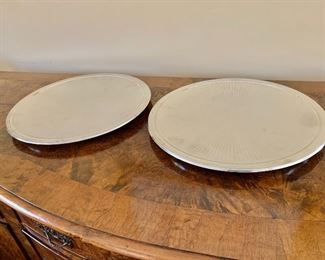 $30 each - PIATTO TERMICO,FRANZFER BREVETTATO, INOX 18/10 SILVER SERVER TRAY MADE IN ITALY heavy serving tray with imprinted design on the top Offset base.  Each 14" diam.