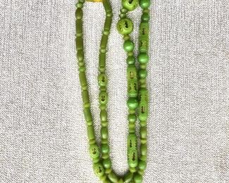 $40 Carved lucite early plastic green necklace 28"
