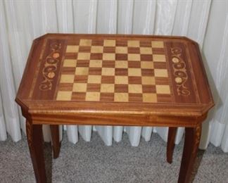 CHESS TABLE