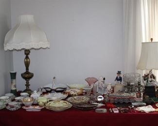 LAMPS, TEACUPS, CHINA, COLLECTIBLES