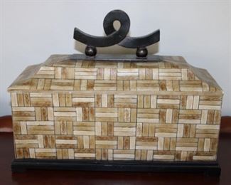 DECORATIVE STONE  BOX