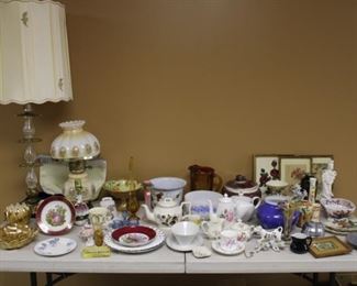 LAMPS, CHINA, COLLECTIBLES