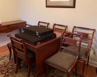 #14	Willet Gateleg Table w/6 chairs & 1 leaf  w/1 captain Chair & 5 other chairs   25.5-61x44Wx30   (does have some scratches on top)  w/table pads	 $425.00 
