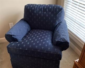 #32	Vanguard Blue Club Chair (as is arms)	 $75.00 
