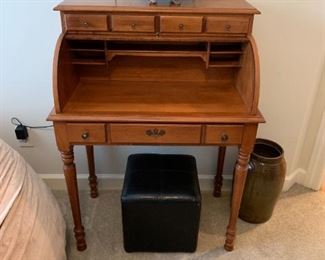 #40	Wood Young Repubic Roll-top Desk w/3drawers & Cubby 31Wx20Dx43T	 $100.00 
