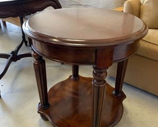 #132	Round End Table w/shelf w/flower inlay   24wx25d	 $75.00 
