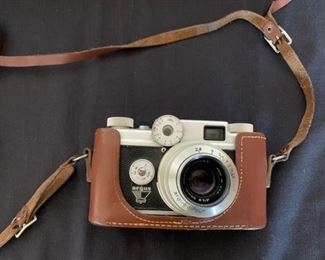 Vintage Argus Camera with 50mm Coated Cintar Lens and Case 