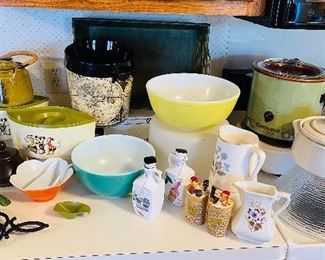 vintage kitchen items