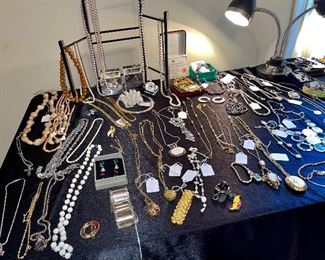 Large assortment of jewelry