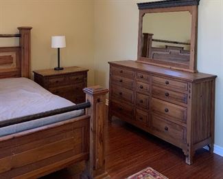 King Bedroom Suite: Bed Frame, Dresser w Mirror, 2 Nightstands, Armoire/Entertainment Unit, Table Lamps