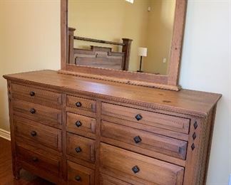King Bedroom Suite: Bed Frame, Dresser w Mirror, 2 Nightstands, Armoire/Entertainment Unit, Table Lamps