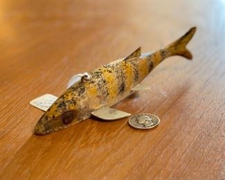 Antique Wood Fish Decoy Yellow/Black stripe Folk Art	6.75in Long	
