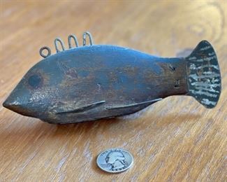 Antique Wood Fish Decoy Grey Folk Art	6in Long	
