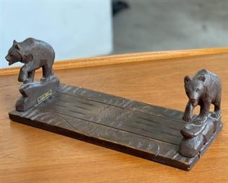 Antique Black Forest Carved Wood Bear Forest Sliding Expandable Book Ends	5x13x5in	HxWxD
