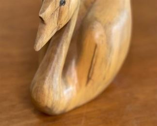Carved Wood Swan Glenn Brown Folk Art	5in H	
